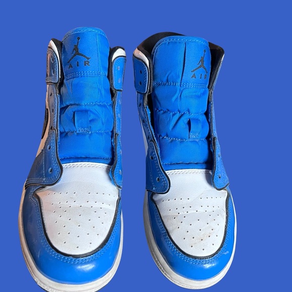 AIR JORDAN 1 SIGNAL BLUE - Picture 3 of 15